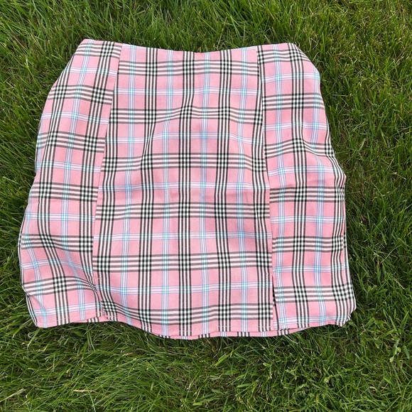 Pink Plaid Mini Skirt - Picture 1 of 2